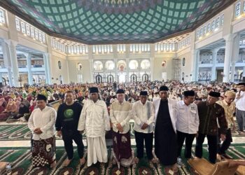 Praktisi Hukum Muslim Indonesia dan Takmir Masjid Al Akbar Surabaya Gelar Pengajian Kebangsaan Bersama Gus Muwafiq