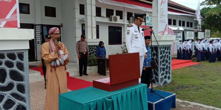 Pengurus DPD Garnizun Paluta Hadiri Upacara Hut RI Ke-78 di Kantor Camat Haltim