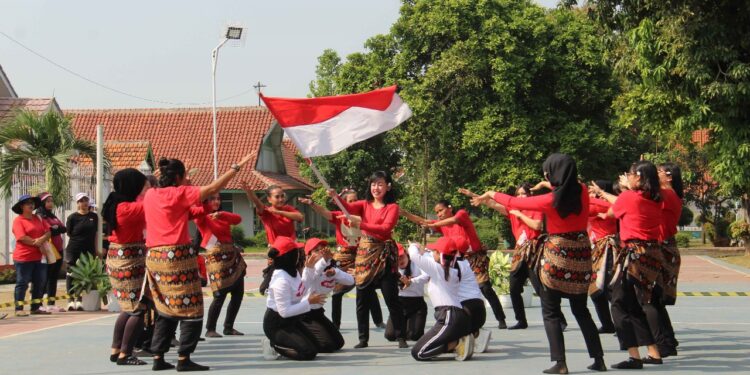 Keseruan HUT RI dan HUT Kemenkumham Dengan Lomba Dance Warga Binaan Lapas Kelas IIA Tangerang