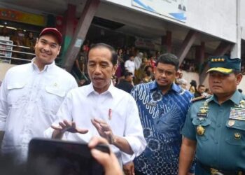 Kunjungi Pasar Sukaramai, Presiden Tinjau Kondisi dan Harga Sejumlah Komoditas Pangan