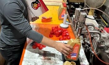 Gerebek Pabrik Oli Ilegal, Ribuan Oli Oplosan Siap Edar Disita Satreskrim Polrestabes Medan 