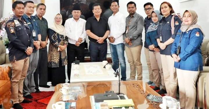 Terima Audiensi Komisioner KPU, Bupati Simalungun: Penyelengara Agar Menjaga Netralitas