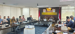 Temui Kemenko Marvest, Parlindungan Purba Bahas Penyelesaian Pencemaran Laut Nias