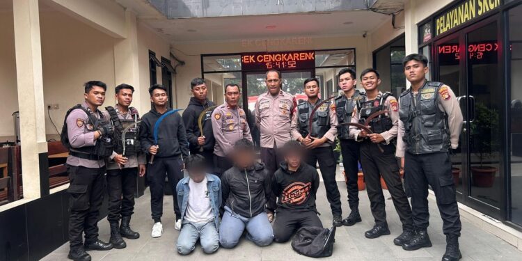 Cegah Aksi Tawuran Pelajar, Polres Jakbar Sita 4 Buah Celurit