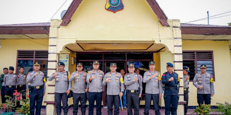 Kapolda Dan Waka Polda Sumut Cek Kesiapan Polres Tapanuli Utara Dan Polres Toba Dalam Rangka Pengamanan Pemilu 2024