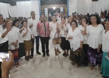 Seksi Pria Jemat Khusus Sentosa Berbagi Kebahagiaan Rayakan Natal Bersama YAPENTRA