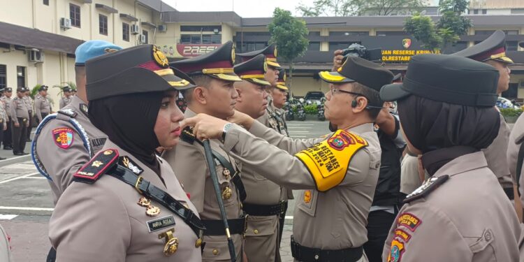 Kapolrestabes Medan Pimpin Upacara Sertijab Kasat Reskrim dan 6 Kapolsek Sejajaran