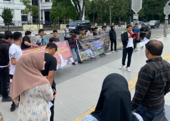 Galian C Tetap Berjalan, Mahasiswa Mandailing Kembali Mendatangi Pemprovsu dan Dinas Perizinan