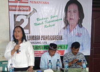 Sosialisasi Pemilu 2024, Tiolina Temui Masyarakat Jalan Ambai