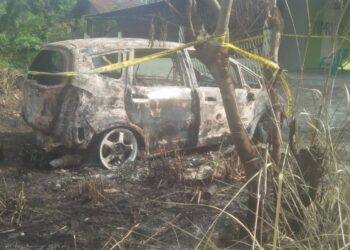 Sati Unit Mobil Diduga Milik Bandar Narkoba Dibakar Massa