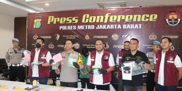 Joint Investigation Polres Jakbar dan Polres Pelabuhan Tanjung Priok Amankan Sabu Kualitas Bagus Seberat 11,3 Kg