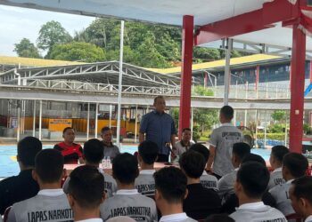 Percepat Langkah, Kalapas Narkotika Kelas IIA Samarinda Theo Adrianus Pimpin Rapat Bersama Jajaran