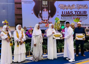 Ujas Tour Beri Umrah Gratis Masyarakat Tak Mampu