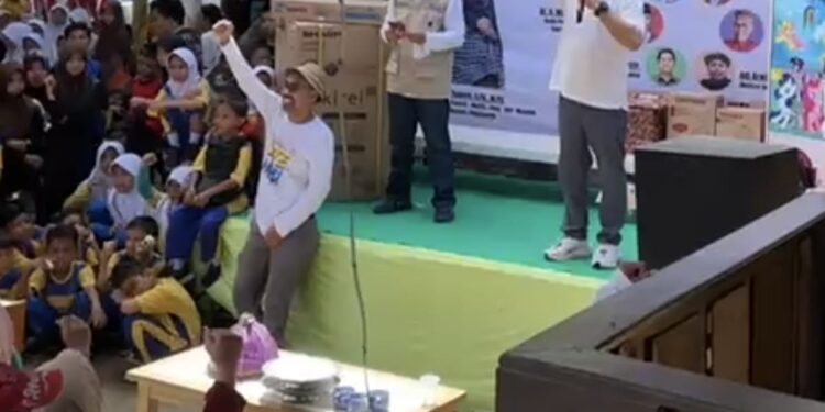 1.570 Orang Merayakan Literasi Sulbar, BAK : “Perlu Gerakan Guru Membaca”