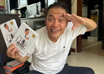 Dr. K.H Masrur Makmur Latanro, Pengusaha Ulama, Menulis Buku ‘Balancing of Life’