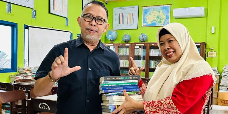 Wakaf Buku Chaidir Syam, Perkuat TGM Maros