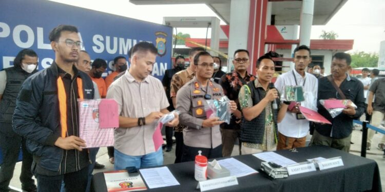 SPBU di Medan Digerebek, Polisi Amankan BBM Oplosan dan Tangki