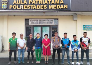 Ketua Harian Pengprov Wadokai Sumut Kompol H.Djanuarsa.S.H Lepas 9 Atlet ke Kejurnas Piala Ketua Umum Forki di Pekanbaru