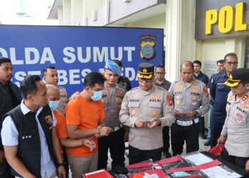 Polrestabes Medan Bongkar Sindikat SIM Palsu, Dua Calo Ditangkap di Warnet