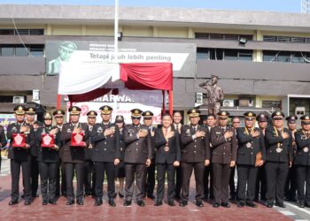 82 Personel Polrestabes Medan Terima Penghargaan di Puncak Hari Bhayangkara