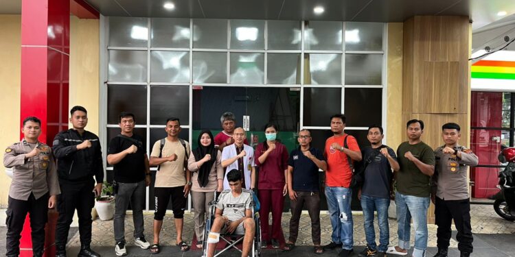 Nekat Rampok HP Polisi, Kaki Pelaku Dihadiahi Timah Panas