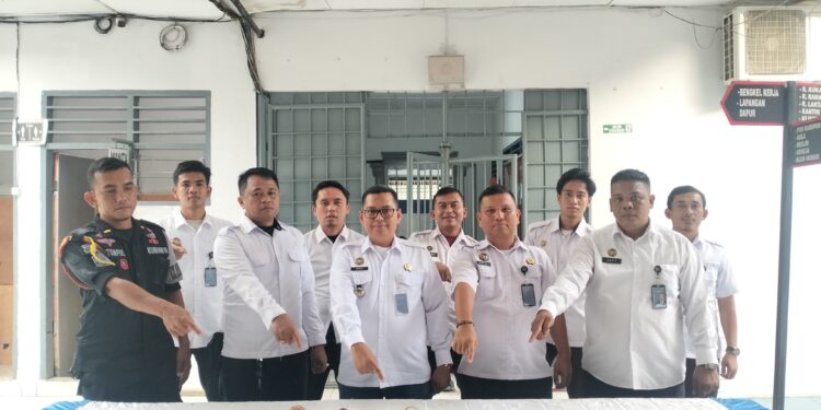 Lapas Sibolga Gelar Razia Kamar Hunian, Tegaskan Komitmen Berantas Narkoba dan HP Ilegal