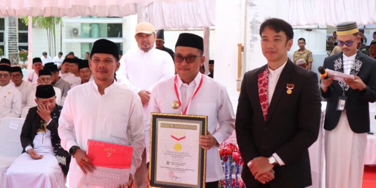 Bupati Paris Yasir, Bertransformasi Maulid, Pro Rakyat Miskin dan Rekor MURI