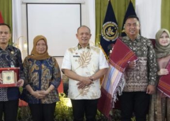 Pisah Sambut Kalapas Lapas Kelas IIA Sibolga: Novriadi Serahkan Tugas kepada Tri Purnomo