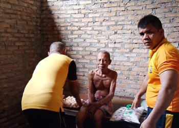 Menyentuh Hati, Polsek Perbaungan Salurkan Bansos untuk Warga Sakit Menahun atas Arahan Kapolres Serdang Bedagai AKBP Jhon Hery Rakutta Sitepu