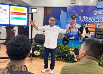 Luar Biasa Tetap Bergerak, Walau Sendiri Tanpa Gaji