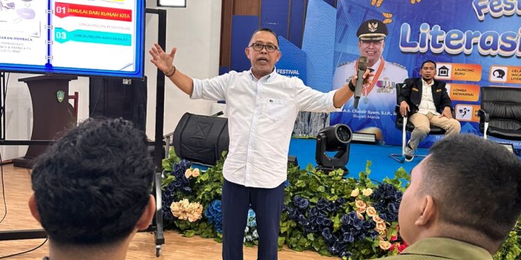 Luar Biasa Tetap Bergerak, Walau Sendiri Tanpa Gaji