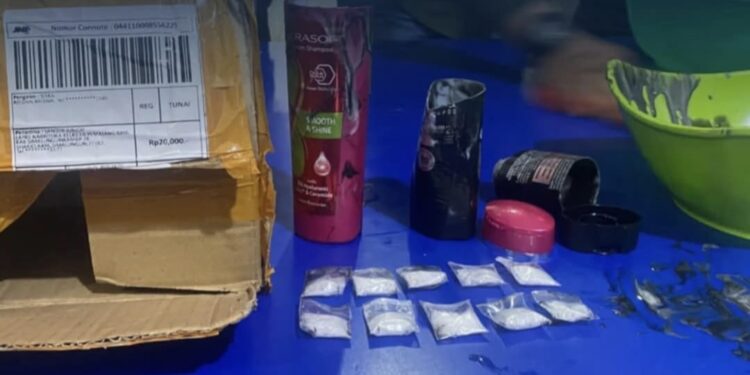 Petugas Lapas Narkotika Pematangsiantar Gagalkan Penyelundupan 10 Paket Sabu Lewat JNE