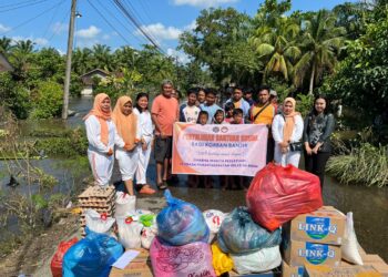 Keluarga Besar Dharma Wanita Persatuan Lapas Kelas IIA Binjai melakukan Penyaluran Bantuan Sosial Bagi Korban Banjir