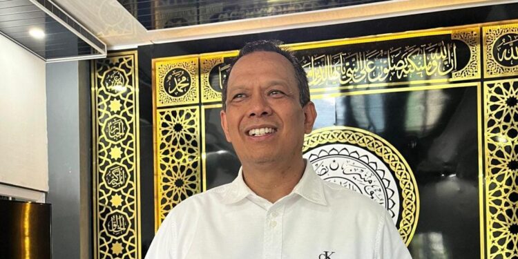 Faisal Ibrahim Surur, Kisah Inspiratif Sang Pengantar Es Lilin
