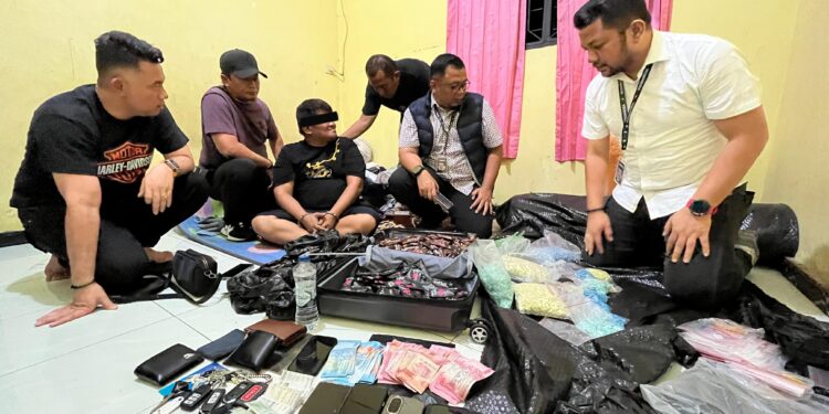 Gembong Narkoba Diringkus Satres Narkoba Polrestabes Medan, 10.447 Butir Ekstasi, 828 Vape Narkoba, dan Uang Rp 246 Juta Disita