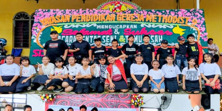 Pentas Seni Methodist 9: Kolaborasi Seni, Karakter, dan Prestasi Siswa 