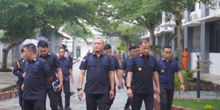 Perkuat Kinerja UPT Pemasyarakatan Langkat, Kakanwil Ditjenpas Sumut Lakukan Bintorwasdal di Lapas Narkotika Langkat