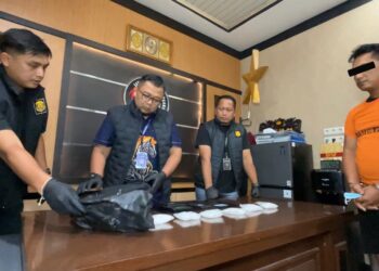 Bawa 480,56 Gram Sabu dalam Ruang Rahasia Tas, Penumpang Travel Medan-Aceh Ditangkap