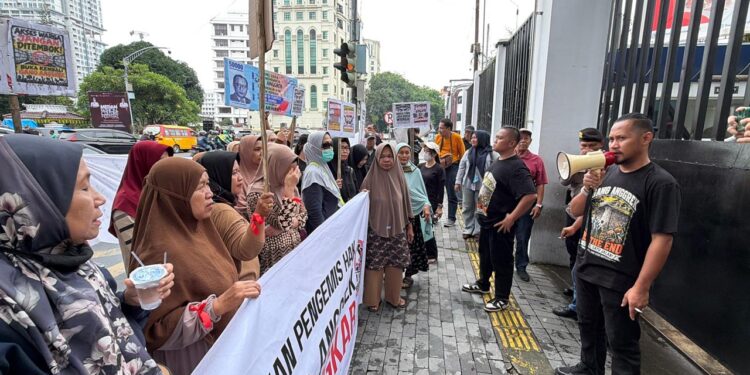 Melawan Keangkuhan Beton: Sengketa Ruang Hidup di Gang Anggrek Sunggal Dibawa Warga Ke Walikota Medan